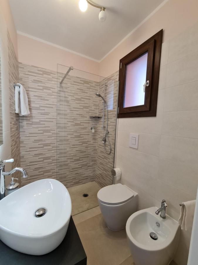 Il Risveglio Di Pula Domo Hotel ภายนอก รูปภาพ