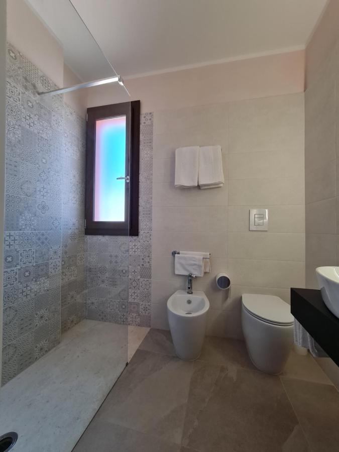 Il Risveglio Di Pula Domo Hotel ภายนอก รูปภาพ