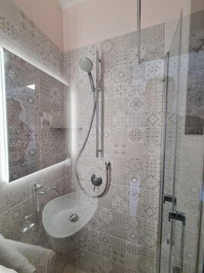 Il Risveglio Di Pula Domo Hotel ภายนอก รูปภาพ